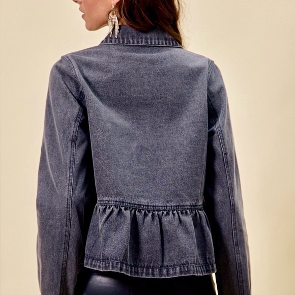 ♥️Hello Gorgeous! SO ME Denim Peplum Hem Front Button Jacket With Pockets - Picture 6 of 9